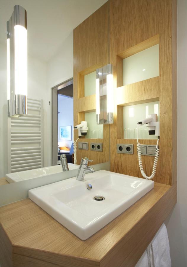 Hotel Erholung Келенхузен Екстериор снимка