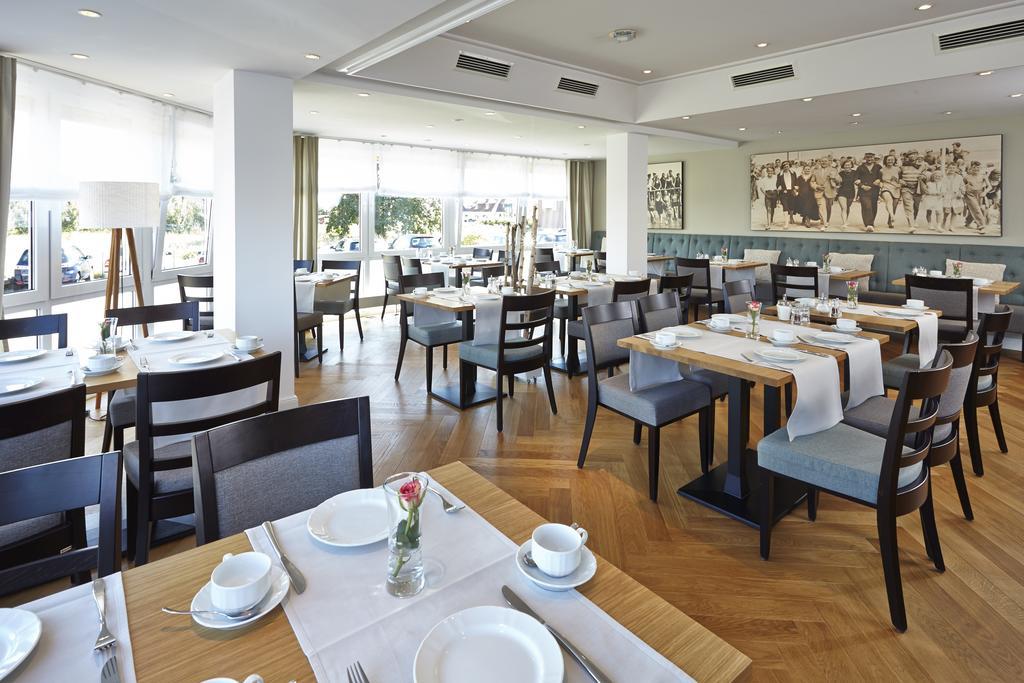 Hotel Erholung Келенхузен Екстериор снимка